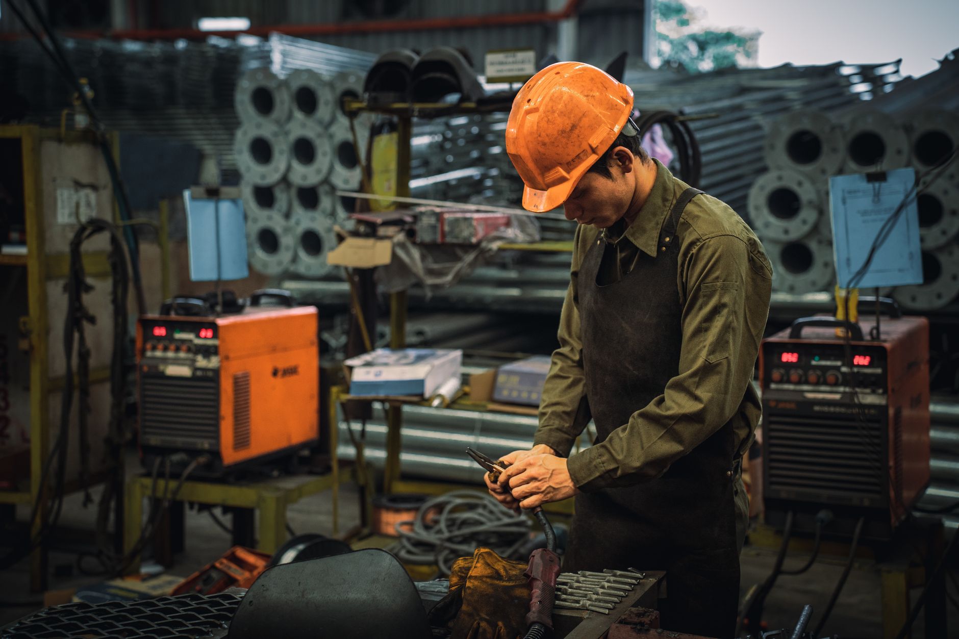Prompt Engineering Jobs: A Practical Look (2026) - FeatherDen